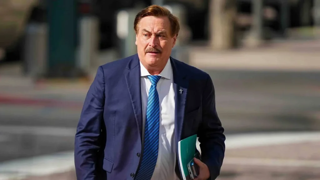 what is mike lindell net worth